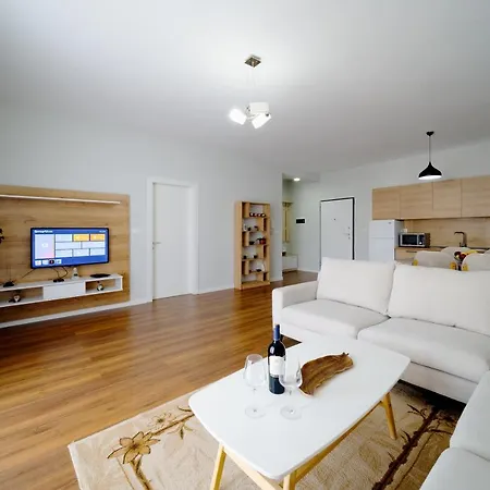 דירה Apartamente Tirana טיראנה